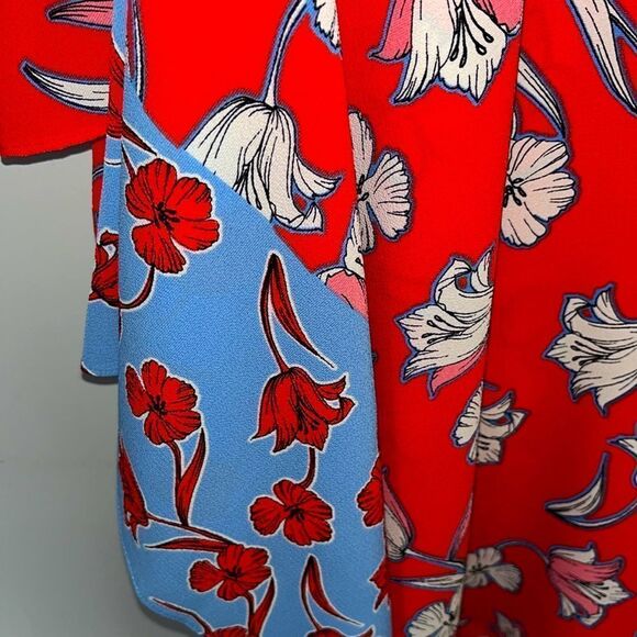 London Times red floral cold shoulder midi dress - Picture 6 of 7